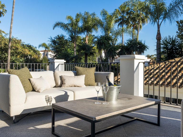 Apartment for Sale  in Marbella, Malaga 25