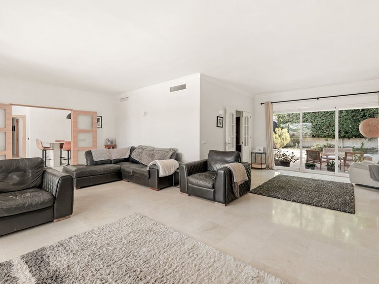 Apartment for Sale  in Estepona, Malaga 9