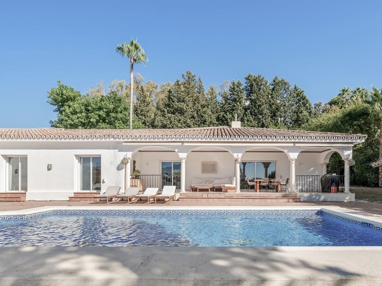 Apartment for Sale  in Estepona, Malaga 2