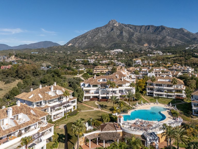 Apartment for Sale  in Marbella, Malaga 34