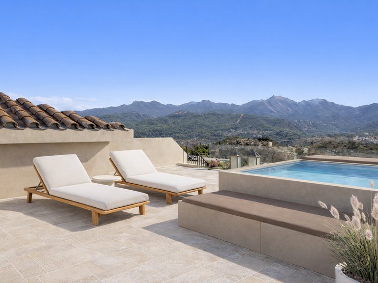 Apartment for Sale  in Marbella, Malaga 24