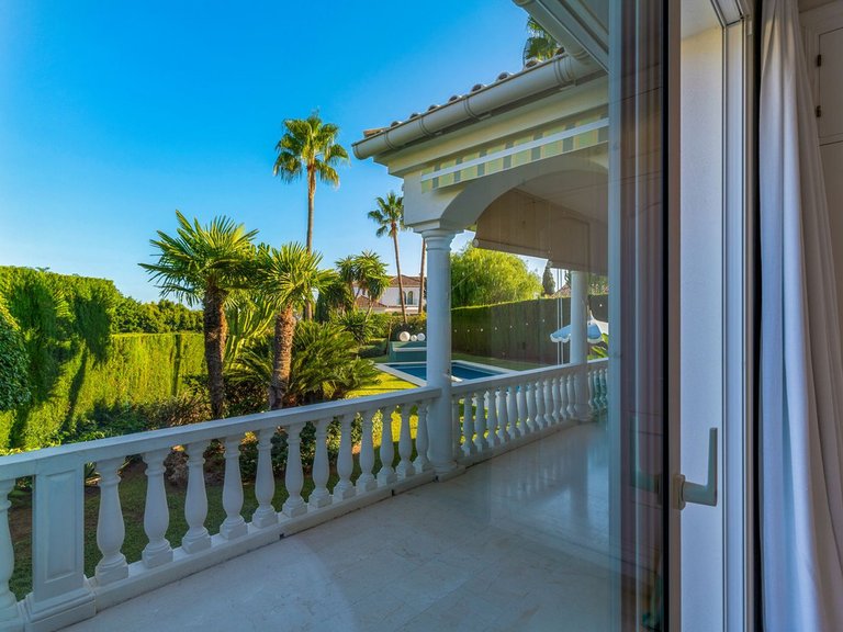 Apartment for Sale  in Estepona, Malaga 21