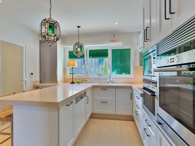 Apartment for Sale  in Estepona, Malaga 9