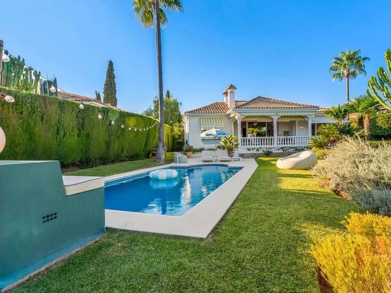 Apartment for Sale  in Estepona, Malaga 22