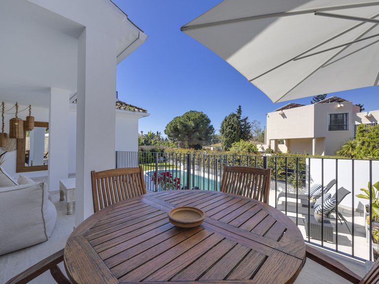 Apartment for Sale  in San Pedro De Alcantara, Malaga 5