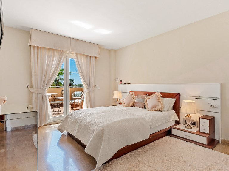 Apartment for Sale  in Marbella, Malaga 13