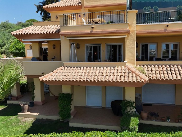 Apartment for Sale  in Marbella, Malaga 27