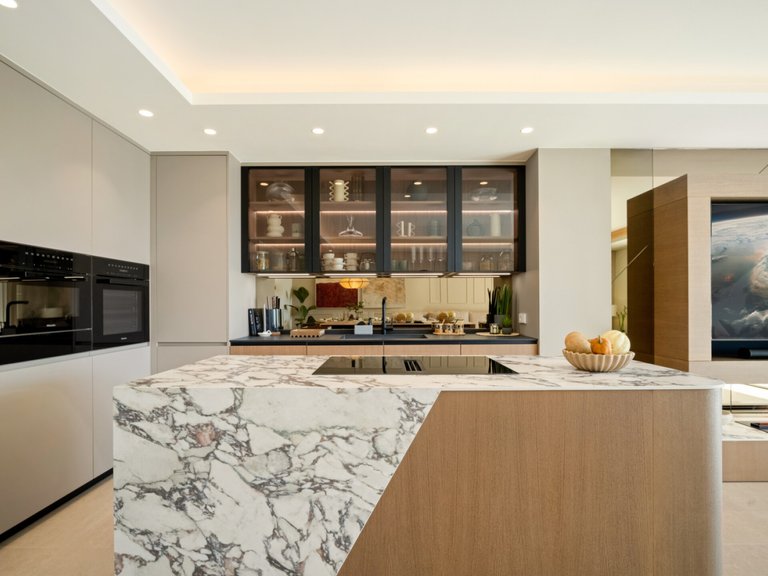 Apartment for Sale  in Marbella, Malaga 10