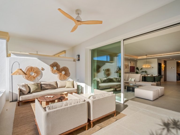Apartment for Sale  in Marbella, Malaga 35
