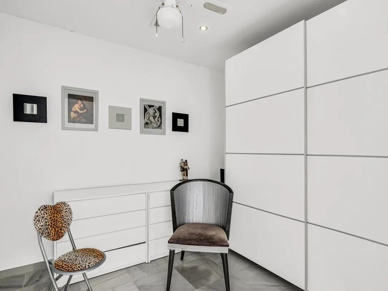 Apartment for Sale  in Marbella, Malaga 17