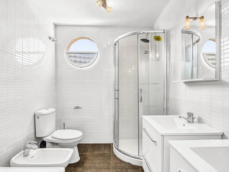 Apartment for Sale  in Marbella, Malaga 18