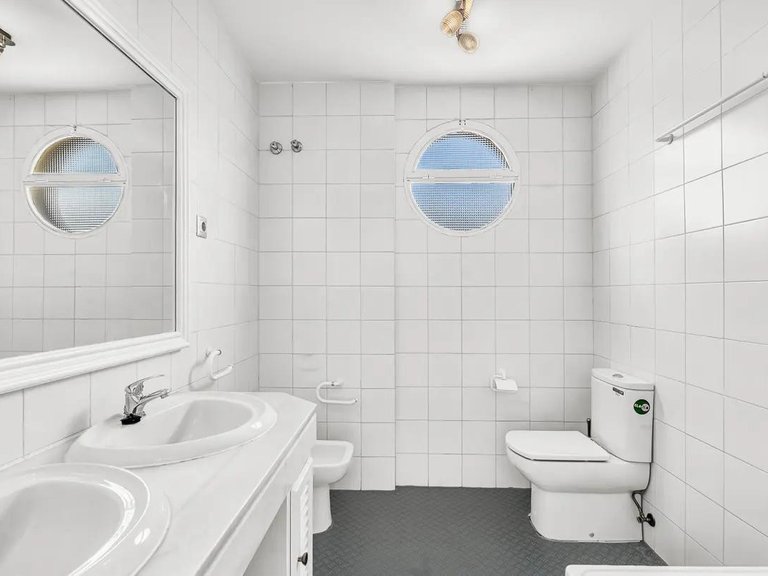 Apartment for Sale  in Marbella, Malaga 21