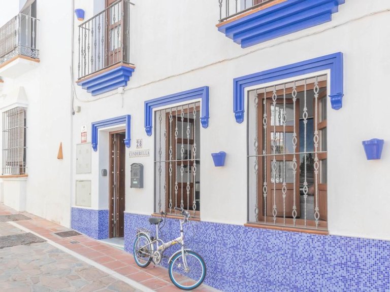 Apartment for Sale  in Marbella, Malaga 7