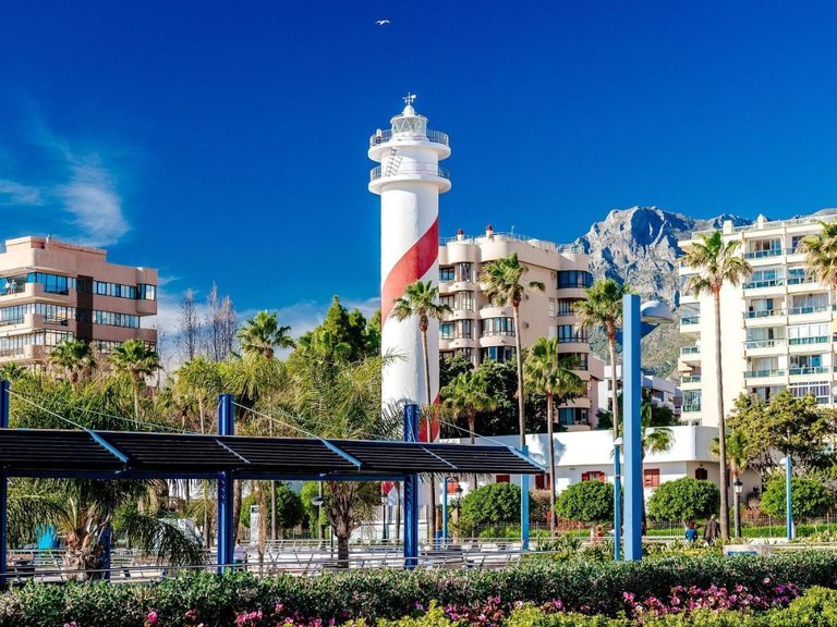 Apartment for Sale  in Marbella, Malaga 26