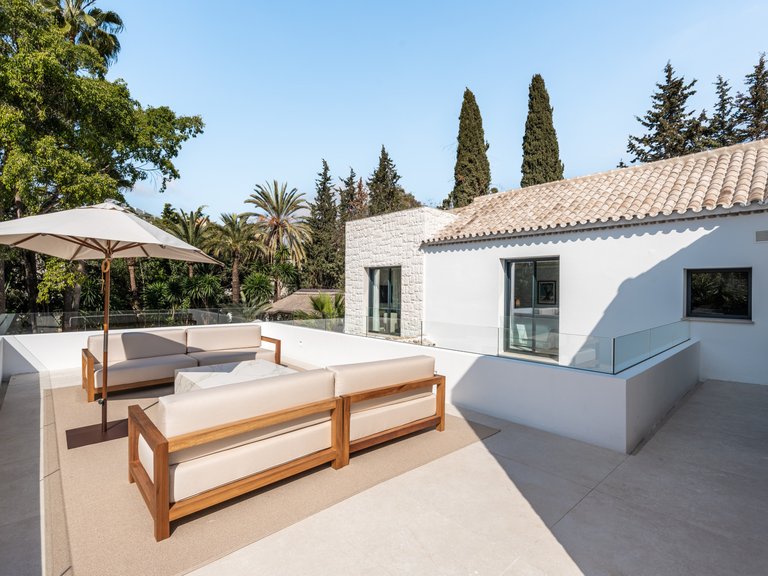 Apartment for Sale  in Marbella, Malaga 43