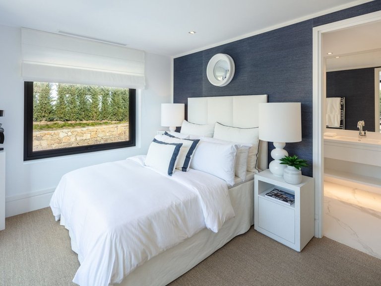 Apartment for Sale  in Marbella, Malaga 25
