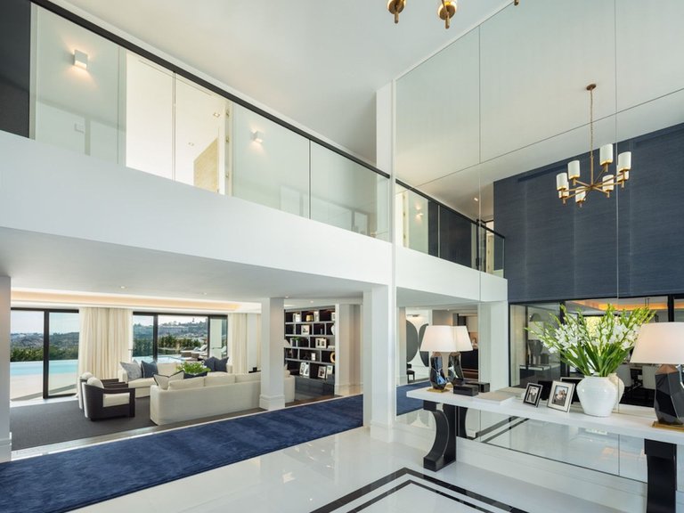 Apartment for Sale  in Marbella, Malaga 10