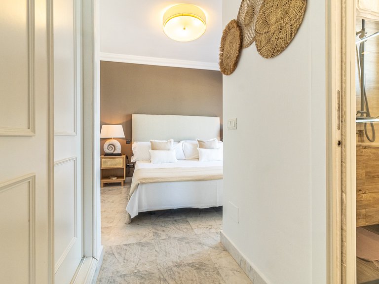 Apartment for Sale  in Marbella, Malaga 11