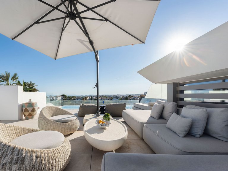 Apartment for Sale  in Marbella, Malaga 29