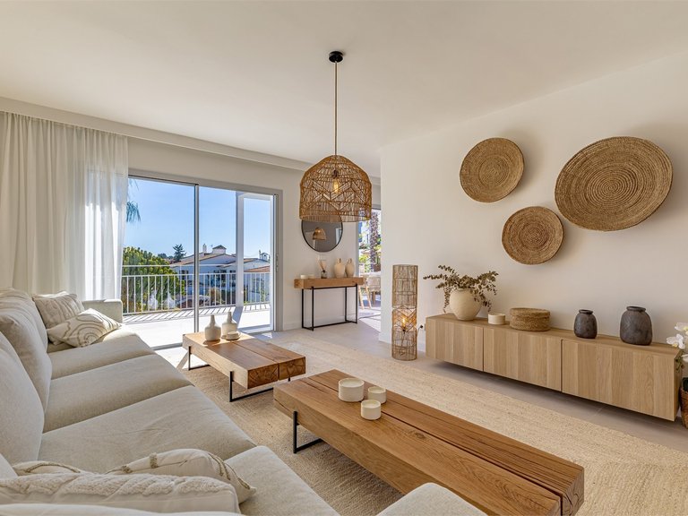 Apartment for Sale  in Marbella, Malaga 8