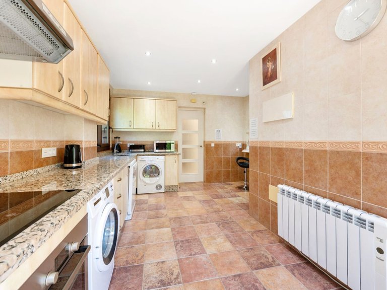 Apartment for Sale  in Estepona, Malaga 10