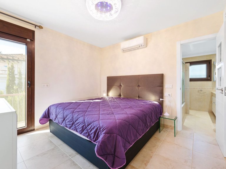 Apartment for Sale  in Estepona, Malaga 15