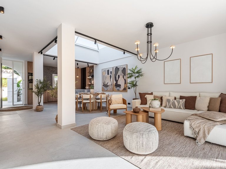 Apartment for Sale  in Marbella, Malaga 12