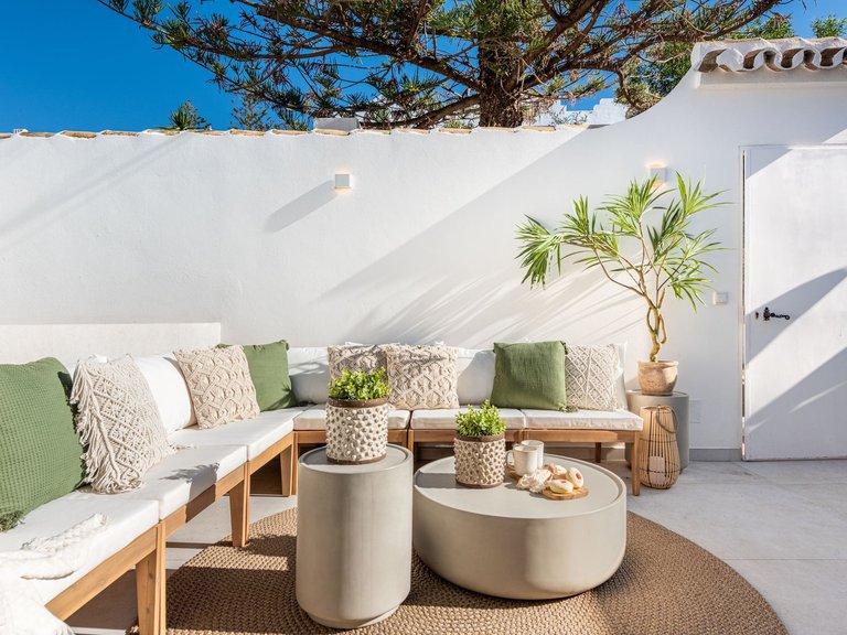 Apartment for Sale  in Marbella, Malaga 32