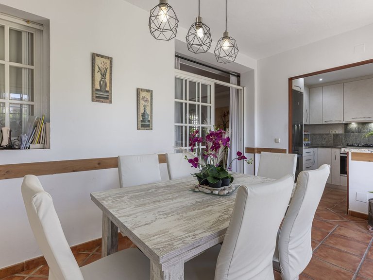 Apartment for Sale  in Marbella, Malaga 7