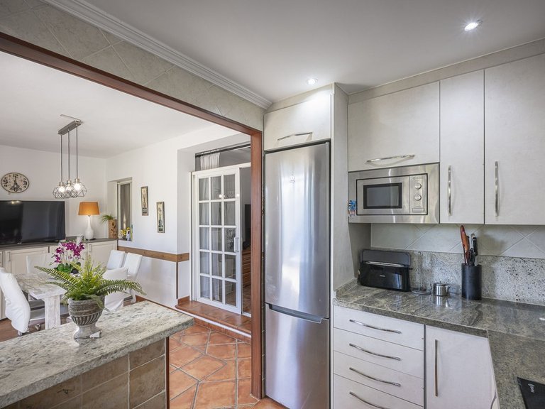 Apartment for Sale  in Marbella, Malaga 14