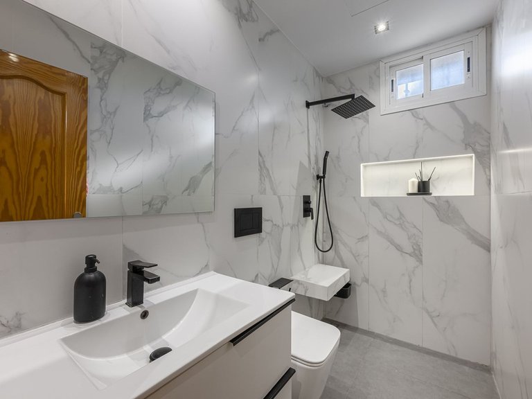 Apartment for Sale  in Marbella, Malaga 18