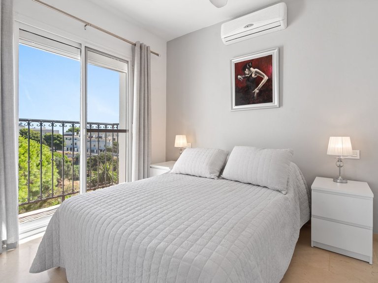 Apartment for Sale  in Fuengirola, Malaga 26