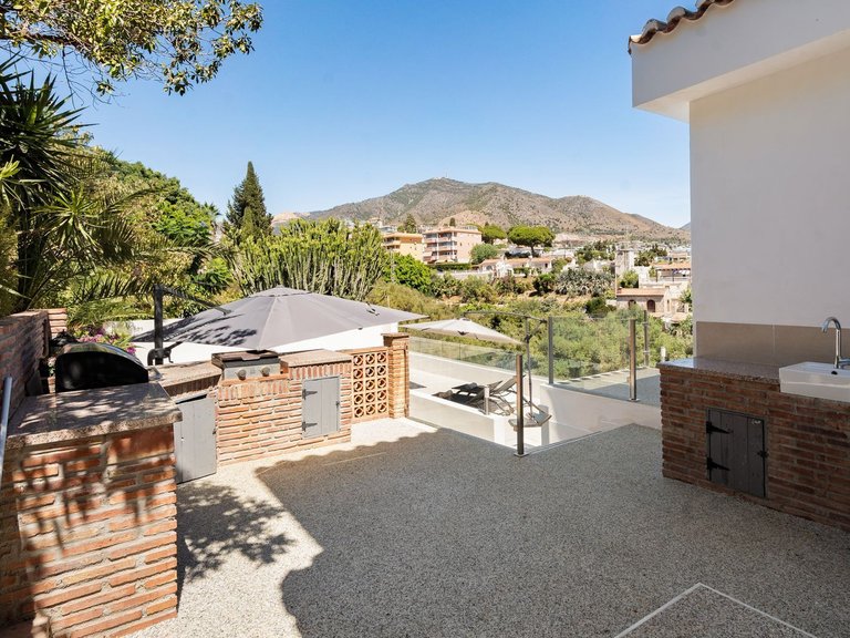 Apartment for Sale  in Fuengirola, Malaga 31