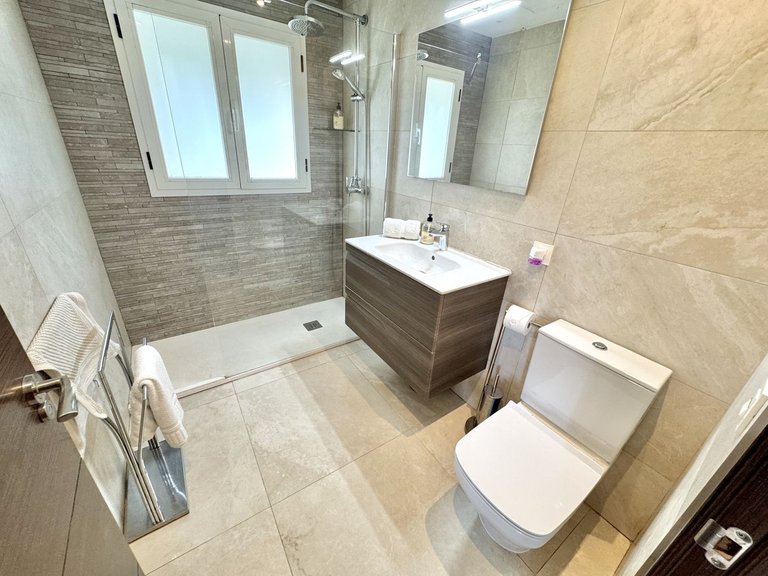 Apartment for Sale  in Marbella, Malaga 17