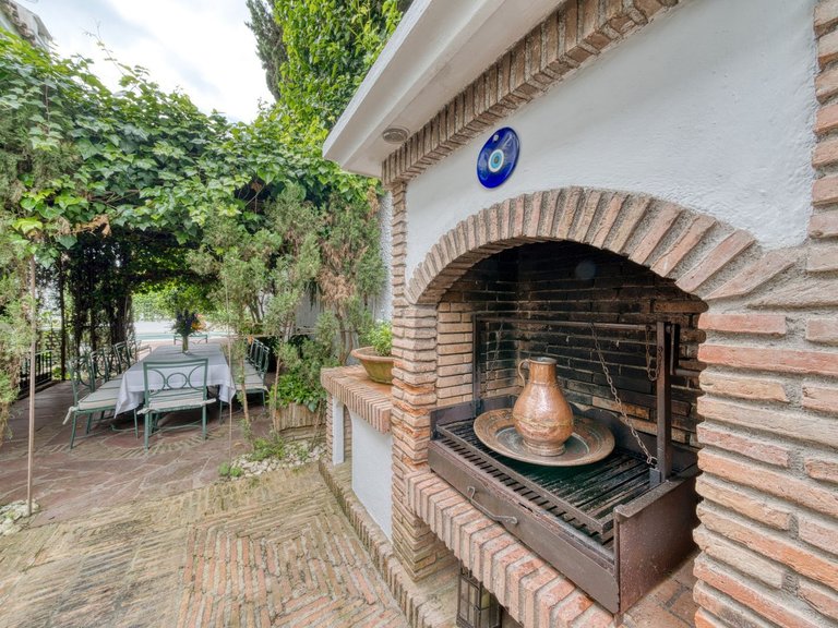 Apartment for Sale  in Marbella, Malaga 24