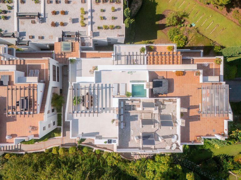 Apartment for Sale  in Benahavis, Malaga 39