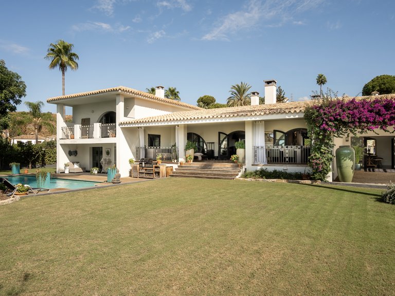 Apartment for Sale  in Benahavis, Malaga 37