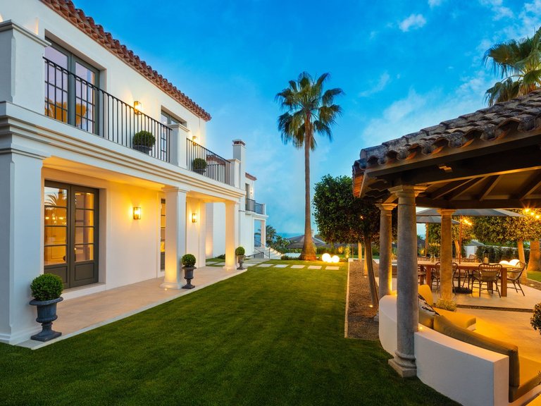 Apartment for Sale  in Marbella, Malaga 47
