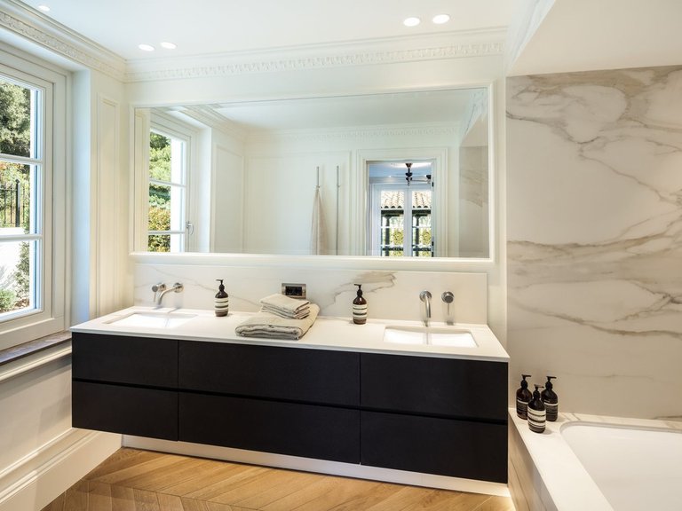 Apartment for Sale  in Marbella, Malaga 29