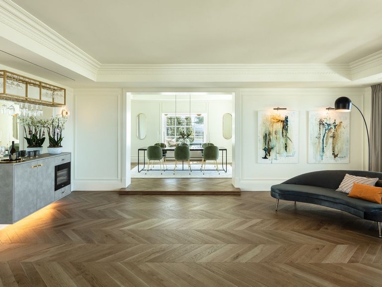 Apartment for Sale  in Marbella, Malaga 11