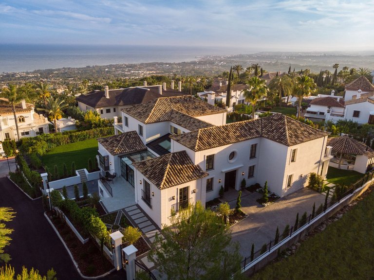 Apartment for Sale  in Marbella, Malaga 45