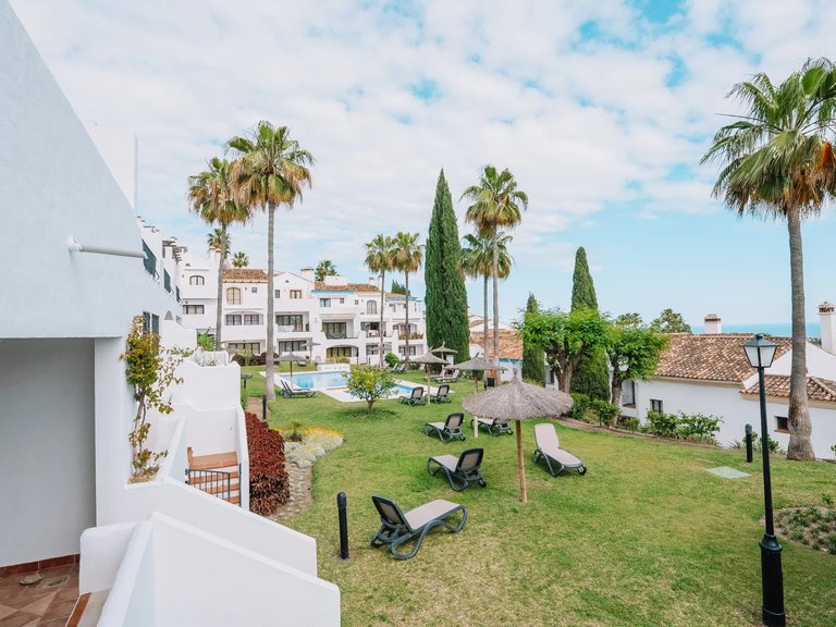 Apartment for Sale  in Benahavis, Malaga 32