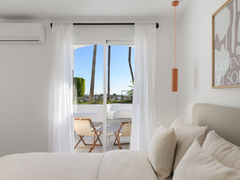 Apartment for Sale  in Estepona, Malaga 10
