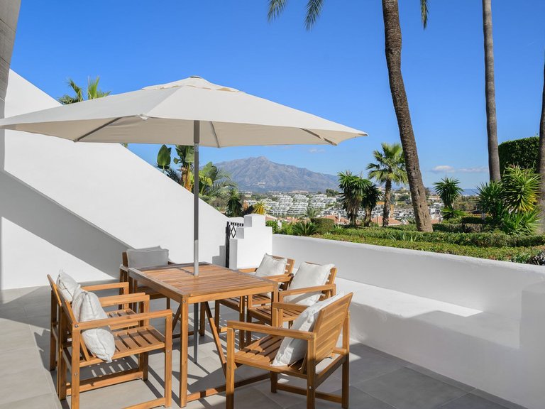 Apartment for Sale  in Estepona, Malaga 1