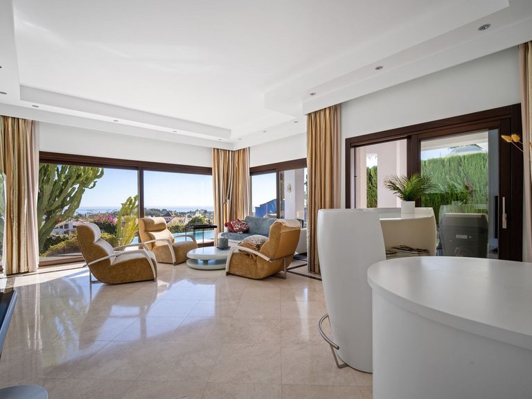 Apartment for Sale  in Estepona, Malaga 12