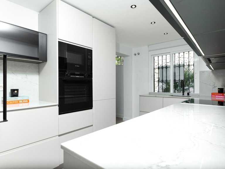 Apartment for Sale  in Benahavis, Malaga 11