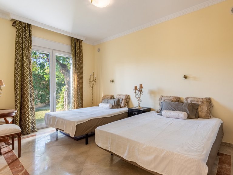 Apartment for Sale  in Marbella, Malaga 23