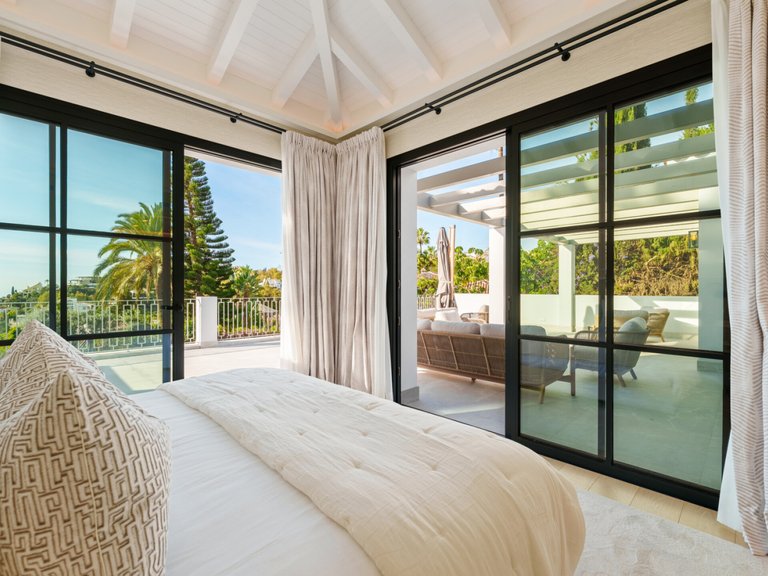 Apartment for Sale  in Benahavis, Malaga 17