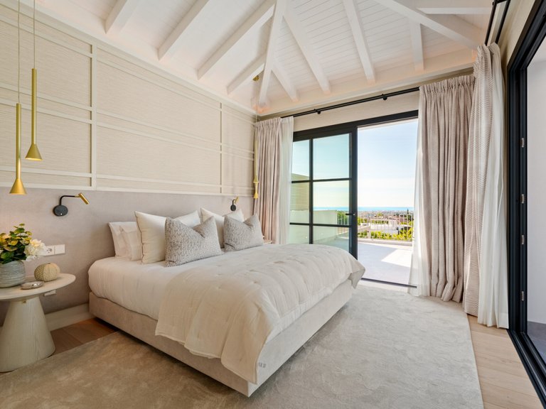 Apartment for Sale  in Benahavis, Malaga 18