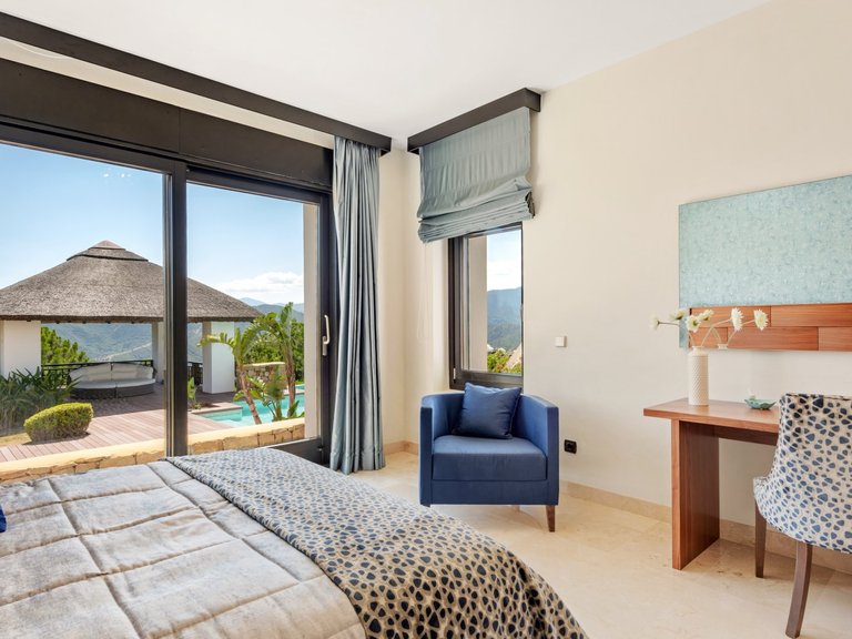Apartment for Sale  in Benahavis, Malaga 22